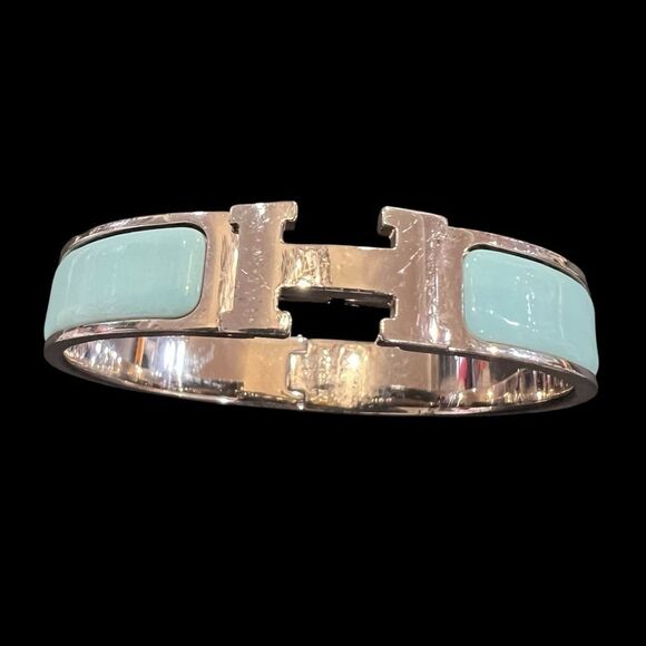 HERMES
Enamel Narrow Clic Clac H Bracelet PM Mint - Picture 1 of 5